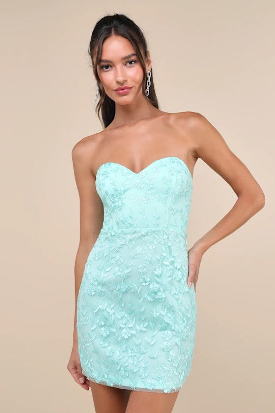 Exquisite Sensation Embroidered Strapless Mini Dress Homecoming Dress