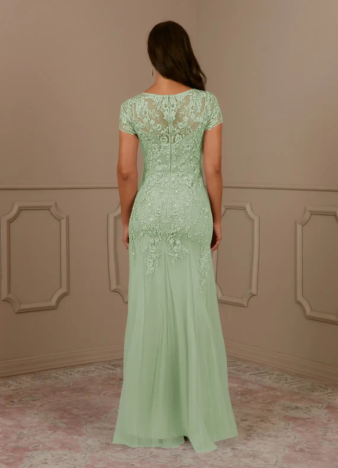 Fashionable Mermaid Scoop Neck Short Sleeve Back Zip Floor-Length Mother of the Bride Dress