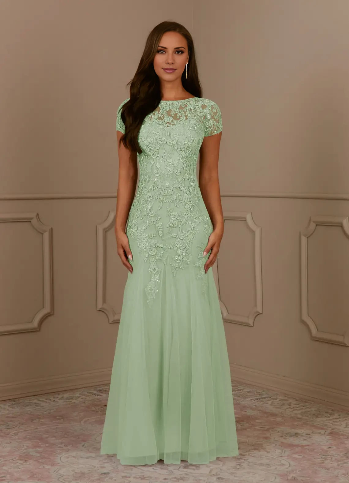Fashionable Mermaid Scoop Neck Short Sleeve Back Zip Floor-Length Mother of the Bride Dress