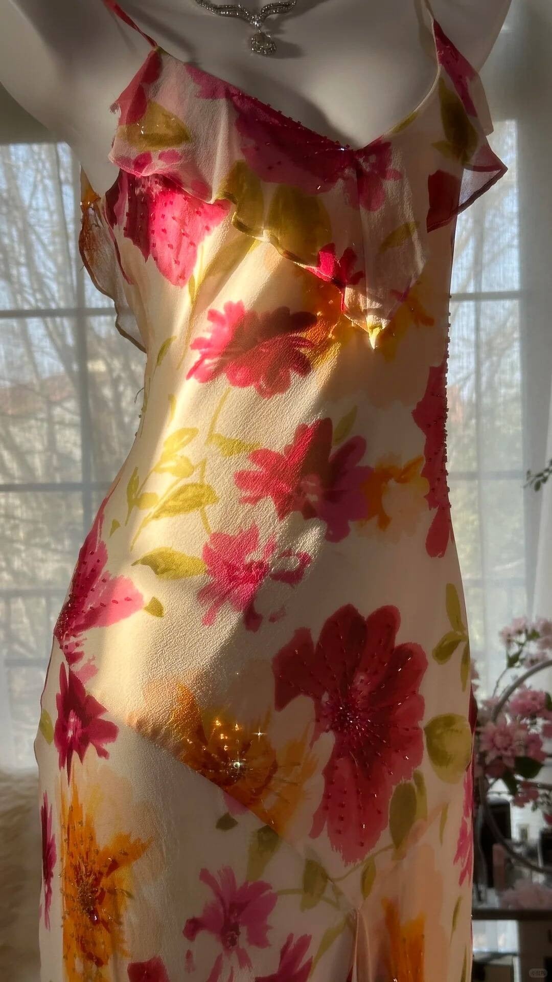 Floral Beaded Maxi Dress – Spaghetti Strap V-Back Chiffon Formal Gown with Slit