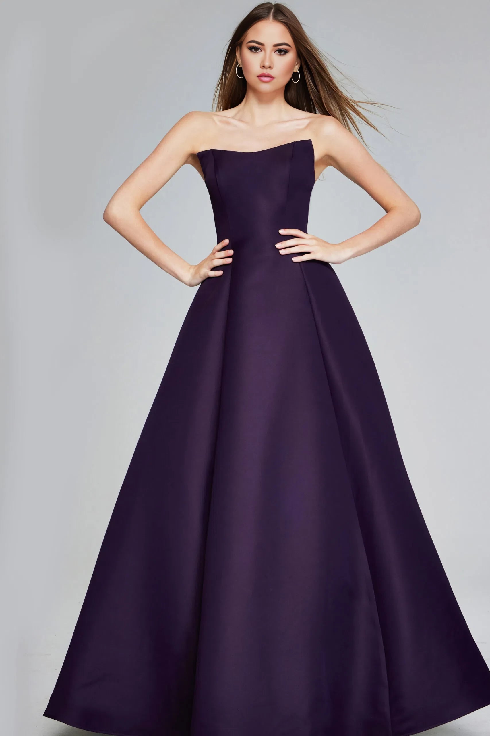 Glamorous A-Line Strapless Structured-Satin Long Length Evening Dresses