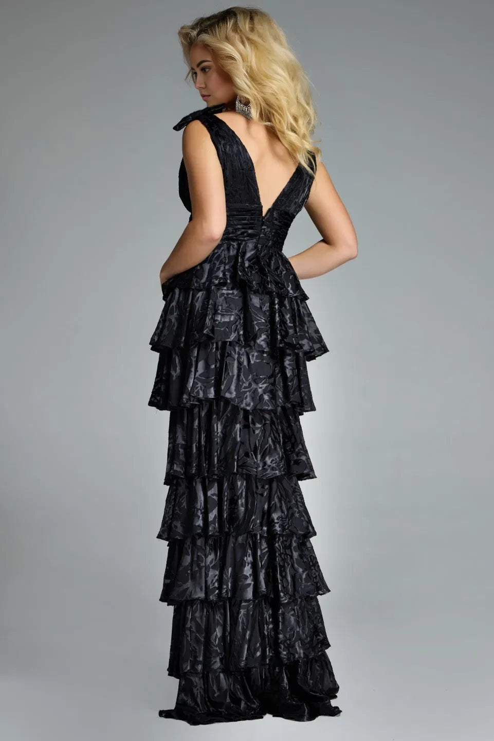Glamorous A-Line V-Neck Sleeveless Tiered-Ruffle Long Length Evening Dresses