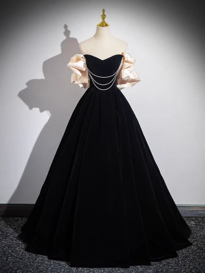 Glamorous Ball Gown Strapless Puff Sleeve Lace - Up Back Long Length Quinceanera Dresses