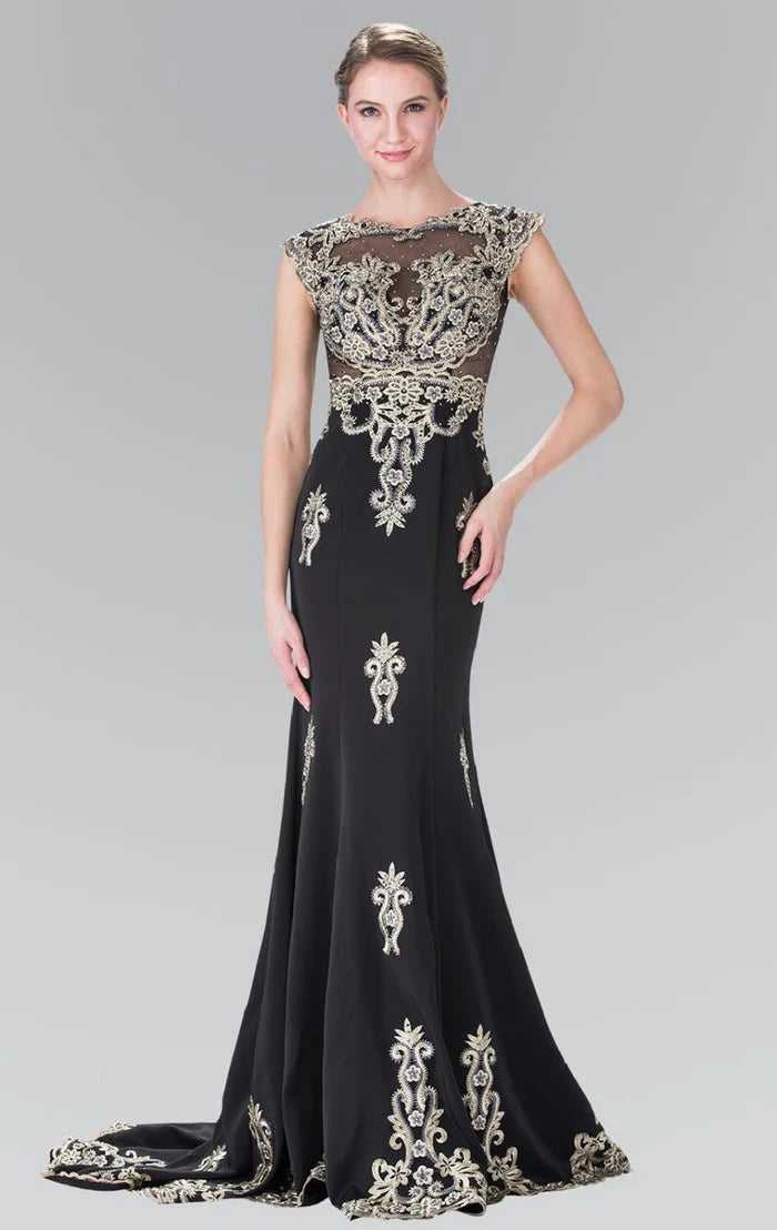 Glamorous Mermaid Crew-Neck Cap-Sleeve Open-Back Black Gold-Embroidered Floor-Length Mother of the Bride Dresses