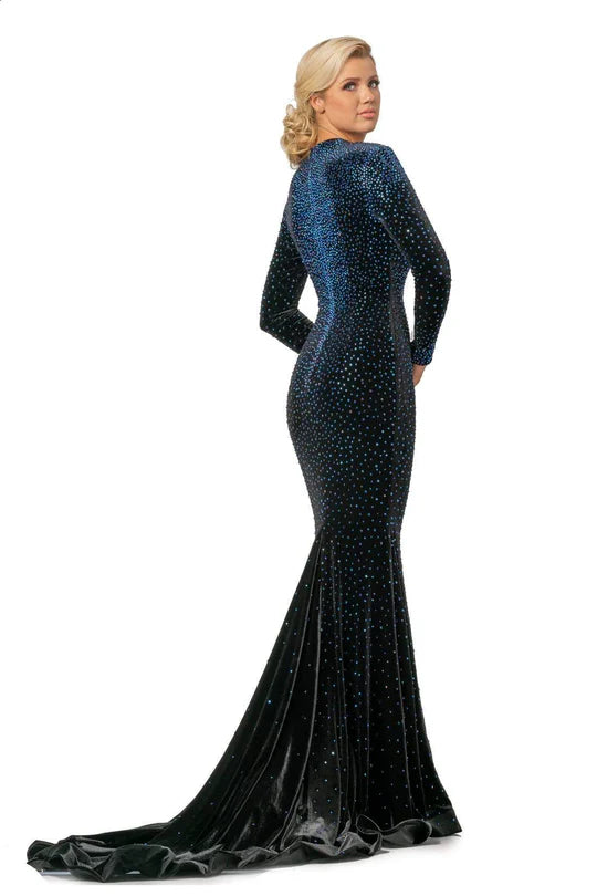 Glamorous Mermaid Deep-V Long-Sleeve V-Back Ombre-Blue Beaded-Velvet Train Floor-Length Mother of the Bride Dresses