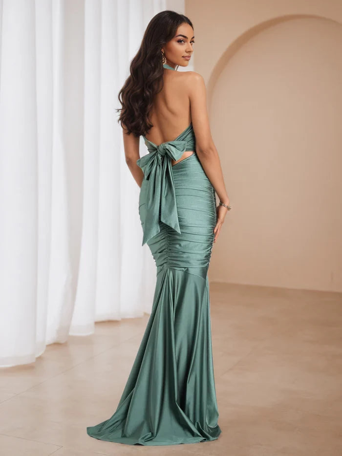 Glamorous Mermaid Halter Neck Sleeveless Bow Back Floor Length Prom Dresses