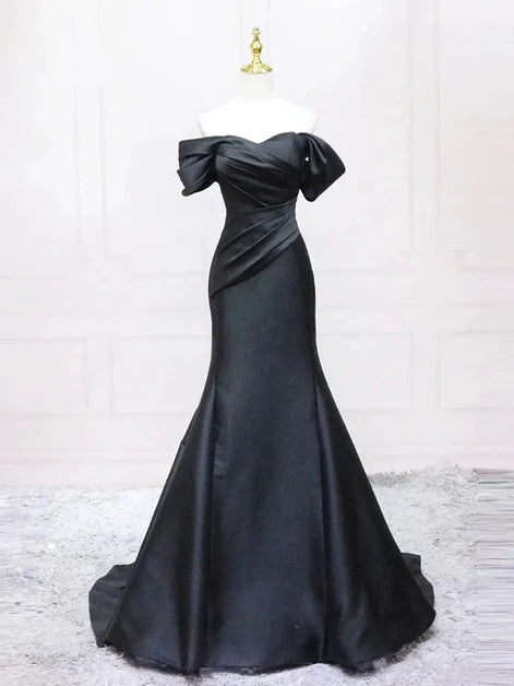 Glamorous Mermaid Off-Shoulder Satin Oversized-Bow Lace-Up Back Train Length Evening Dresses