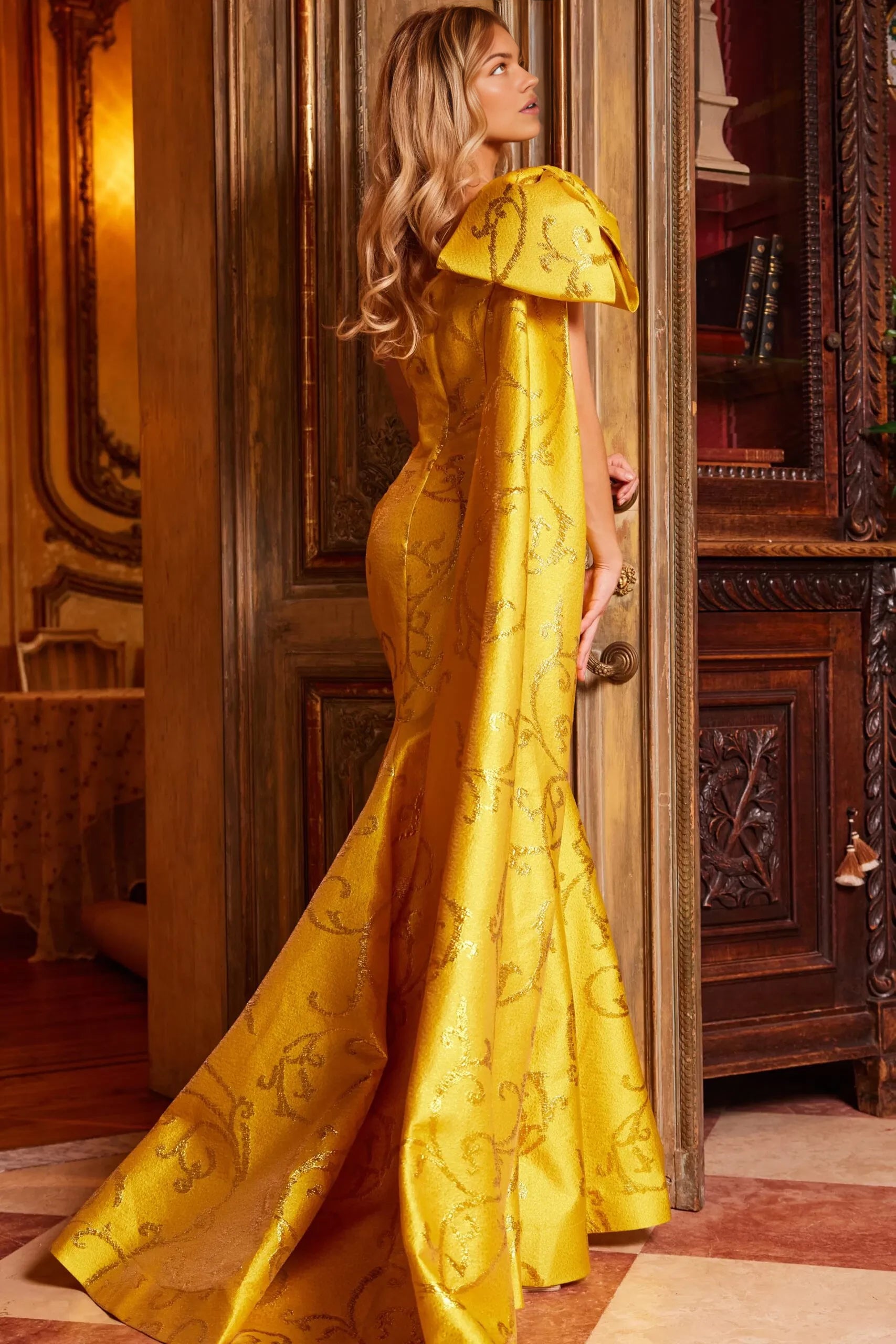 Glamorous Mermaid One-Shoulder Metallic-Floral Bow-Accent Long Length Evening Dresses