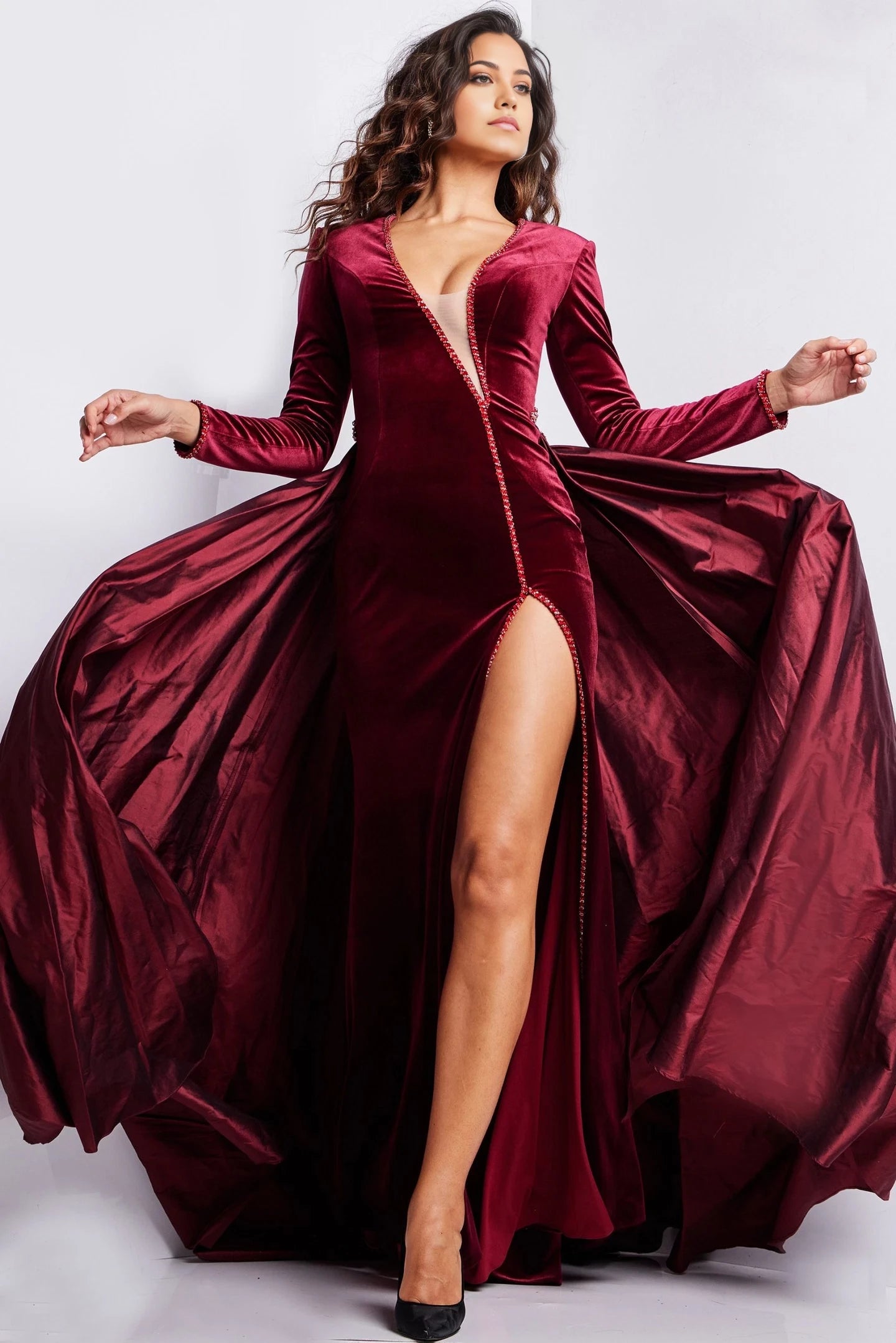 Glamorous Mermaid Plunging-V-Neck Beaded-Velvet High-Slit Long-Sleeve Long Length Evening Dresses