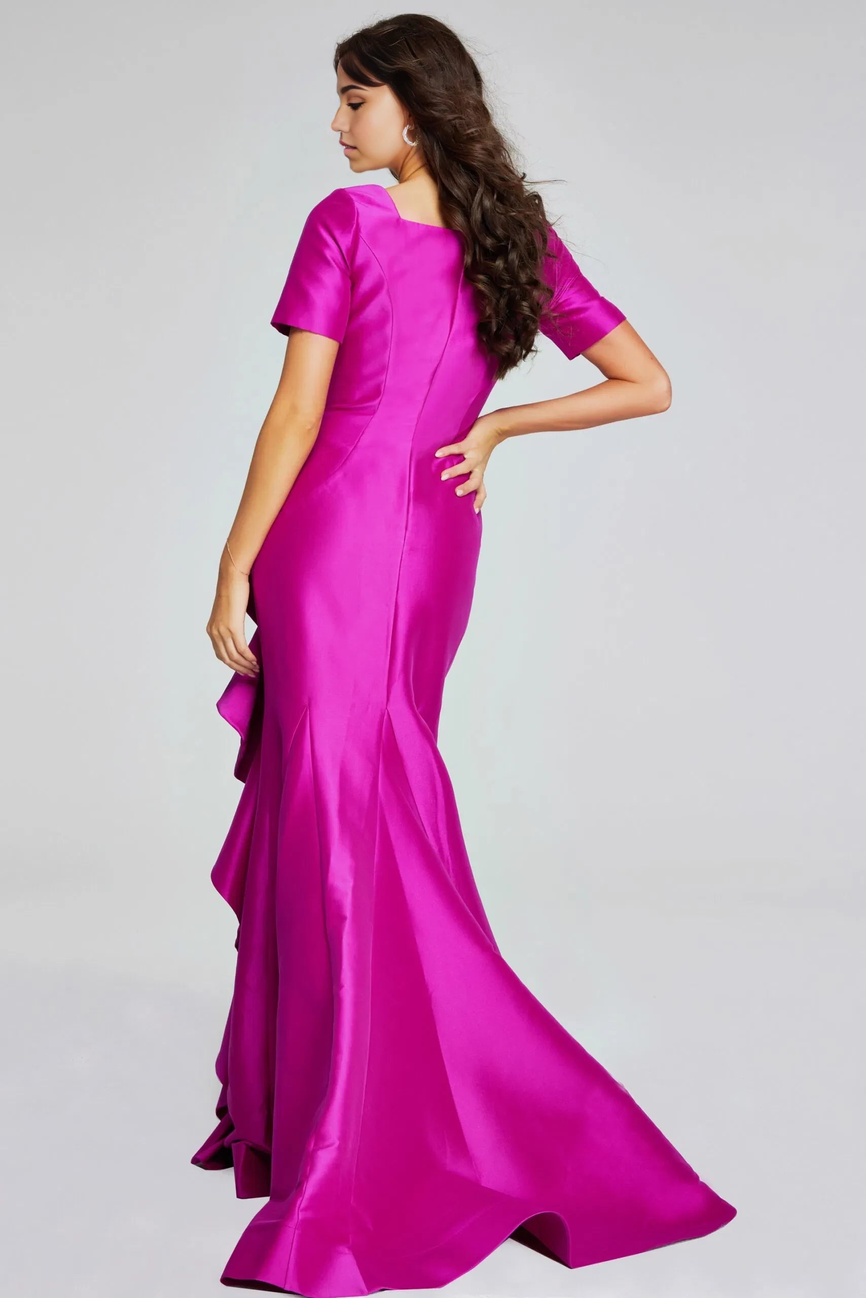 Glamorous Mermaid Square Neck Short-Sleeve Ruffle-Satin Long Length Evening Dresses