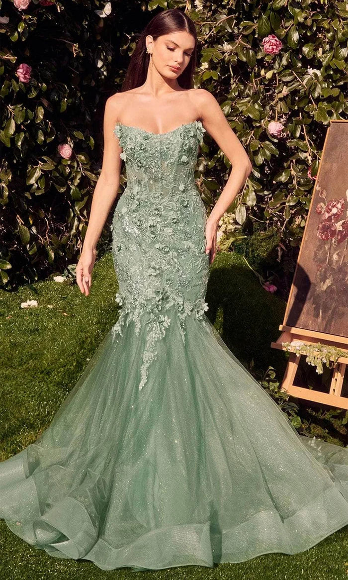 Glamorous Mermaid Sweetheart Sleeveless Lace-Back Mint Green 3D-Floral Tulle Train Floor-Length Mother of the Bride Dresses