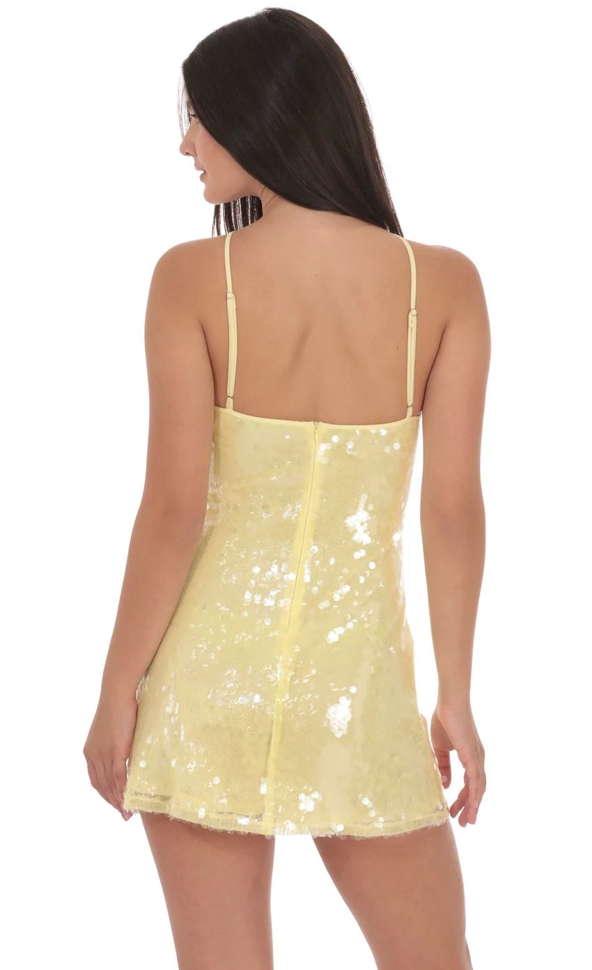 Glamorous Sheath Halter-Neck Sleeveless Back-Zip Short Length Homecoming Dresses