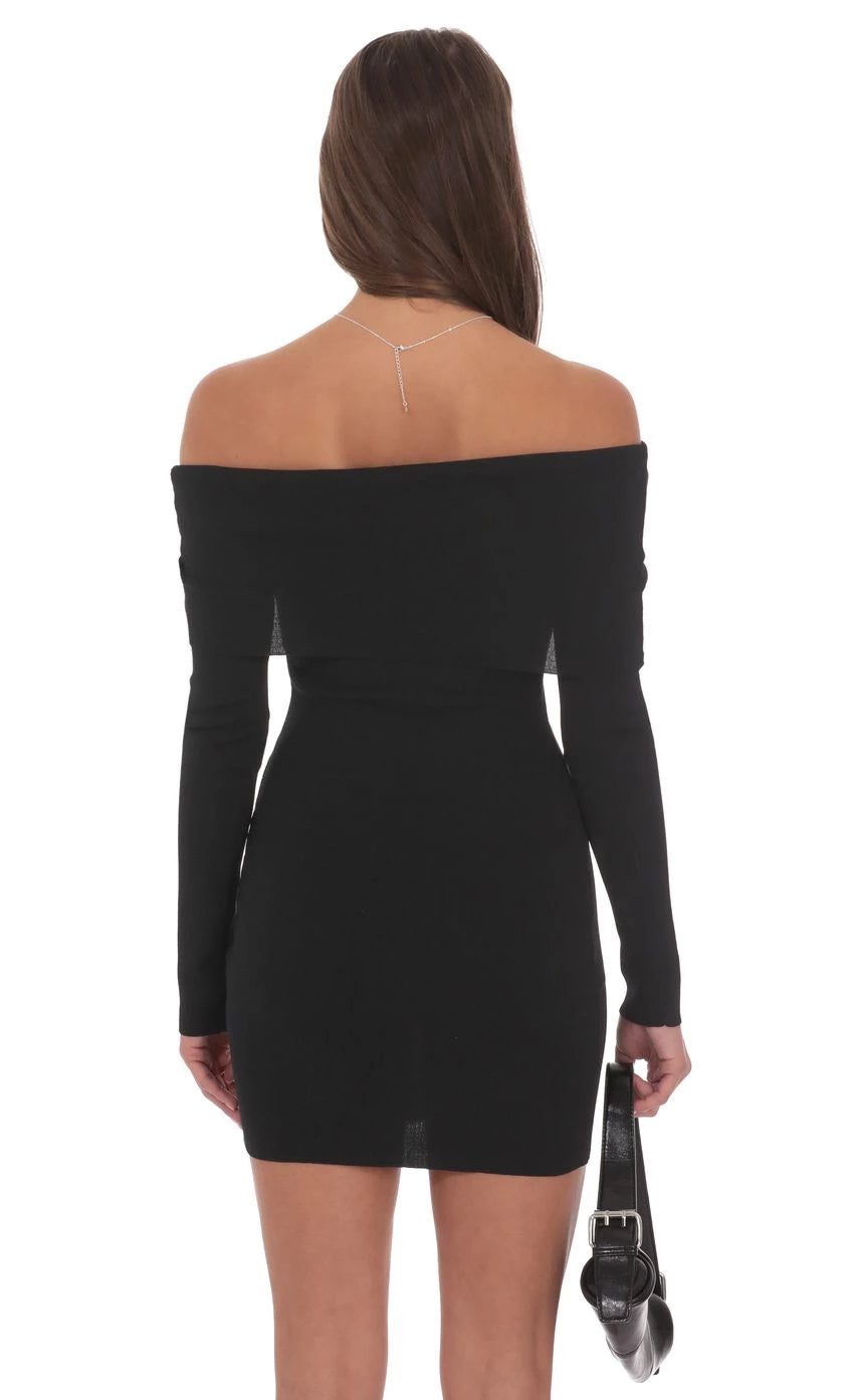 Glamorous Sheath Off-Shoulder Long-Sleeve Short Length Homecoming Dresses