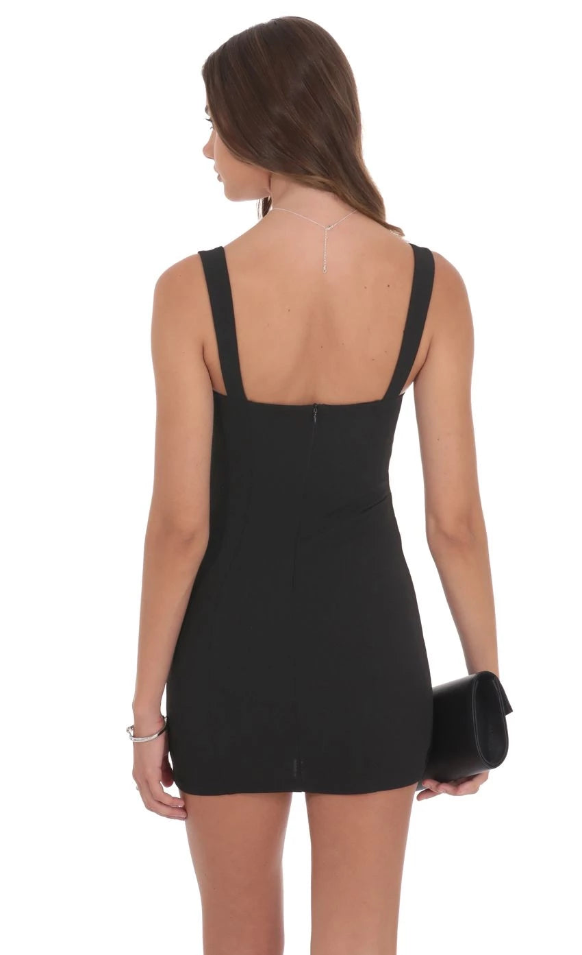 Glamorous Sheath Plunge-Neck Lace-Trimmed Sleeveless Backless Short Length Homecoming Dresses