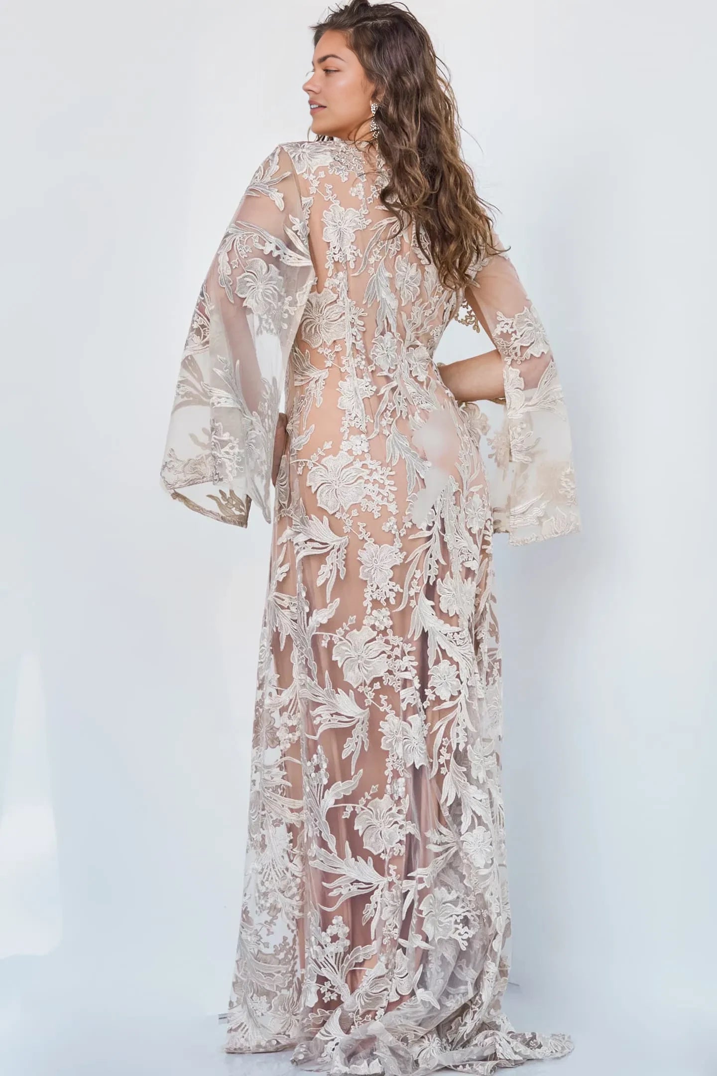 Glamorous Sheath Plunging-V-Neck Bell-Sleeve Floral-Lace Sheer Long Length Evening Dresses
