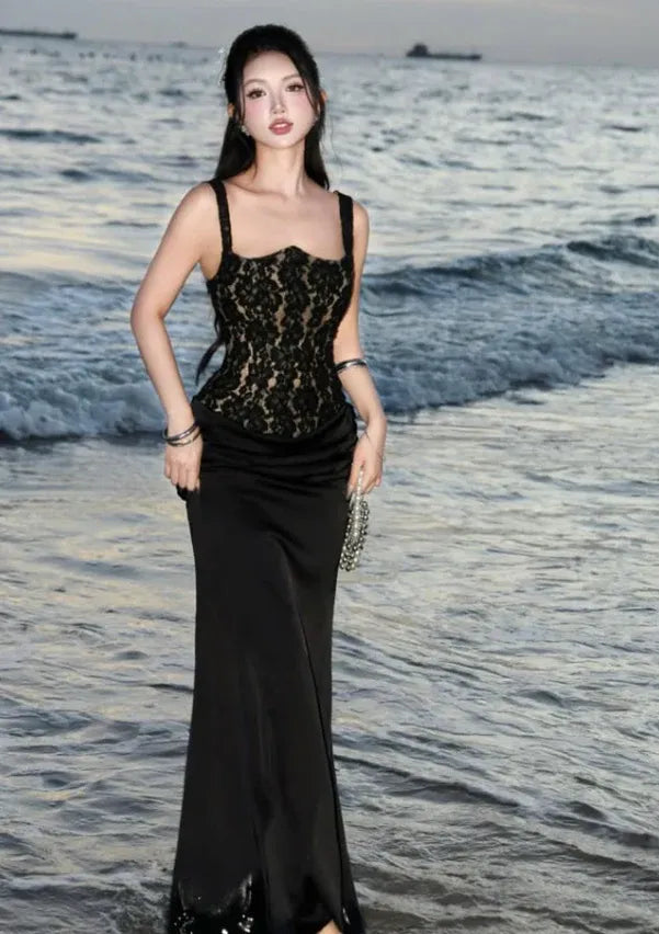 Glamorous Lace Corset Satin Spaghetti Strap Mermaid Gown