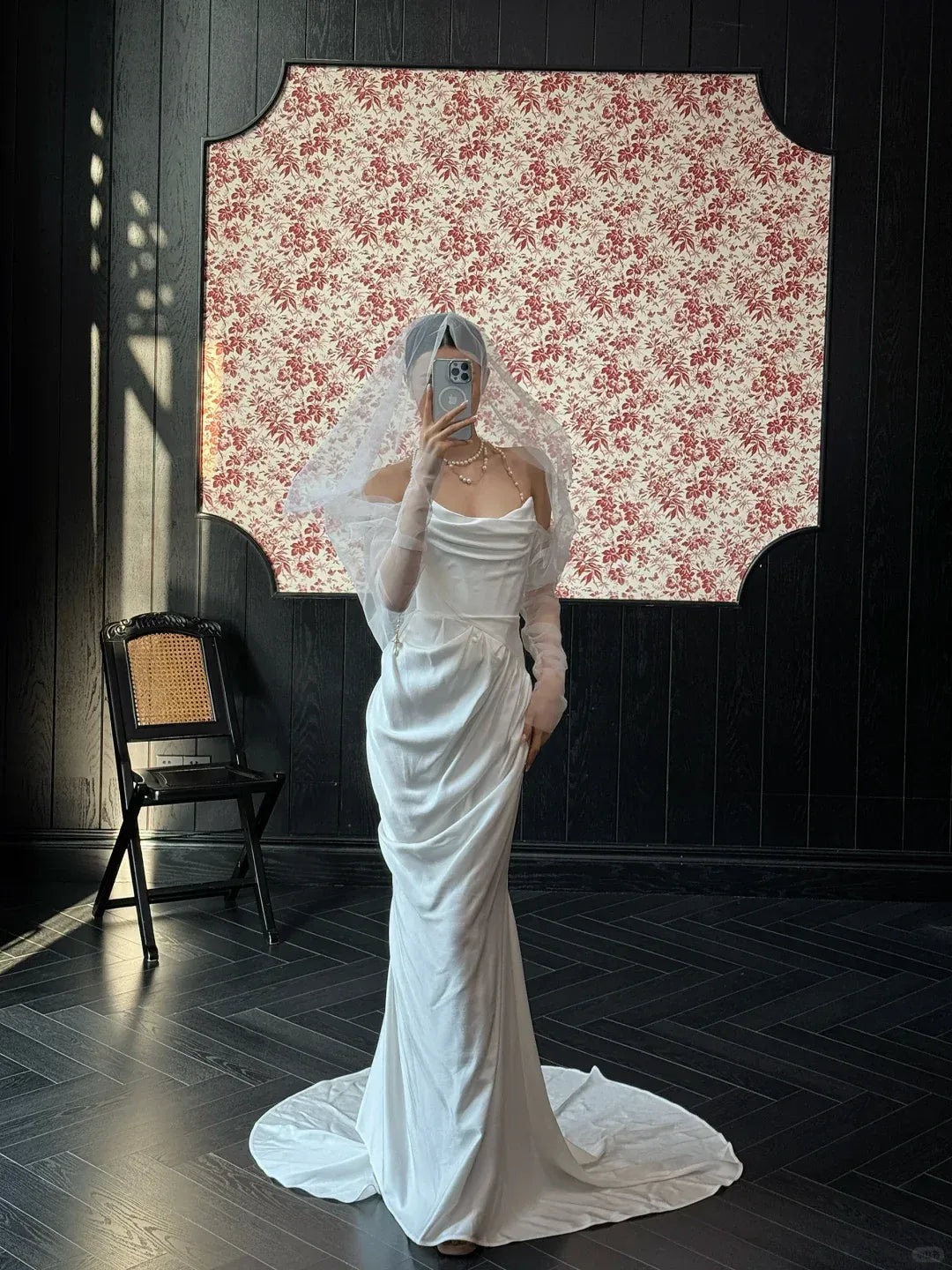 Glamorous Mermaid Cowl Neck Pearl Chain Ivory Satin Gown
