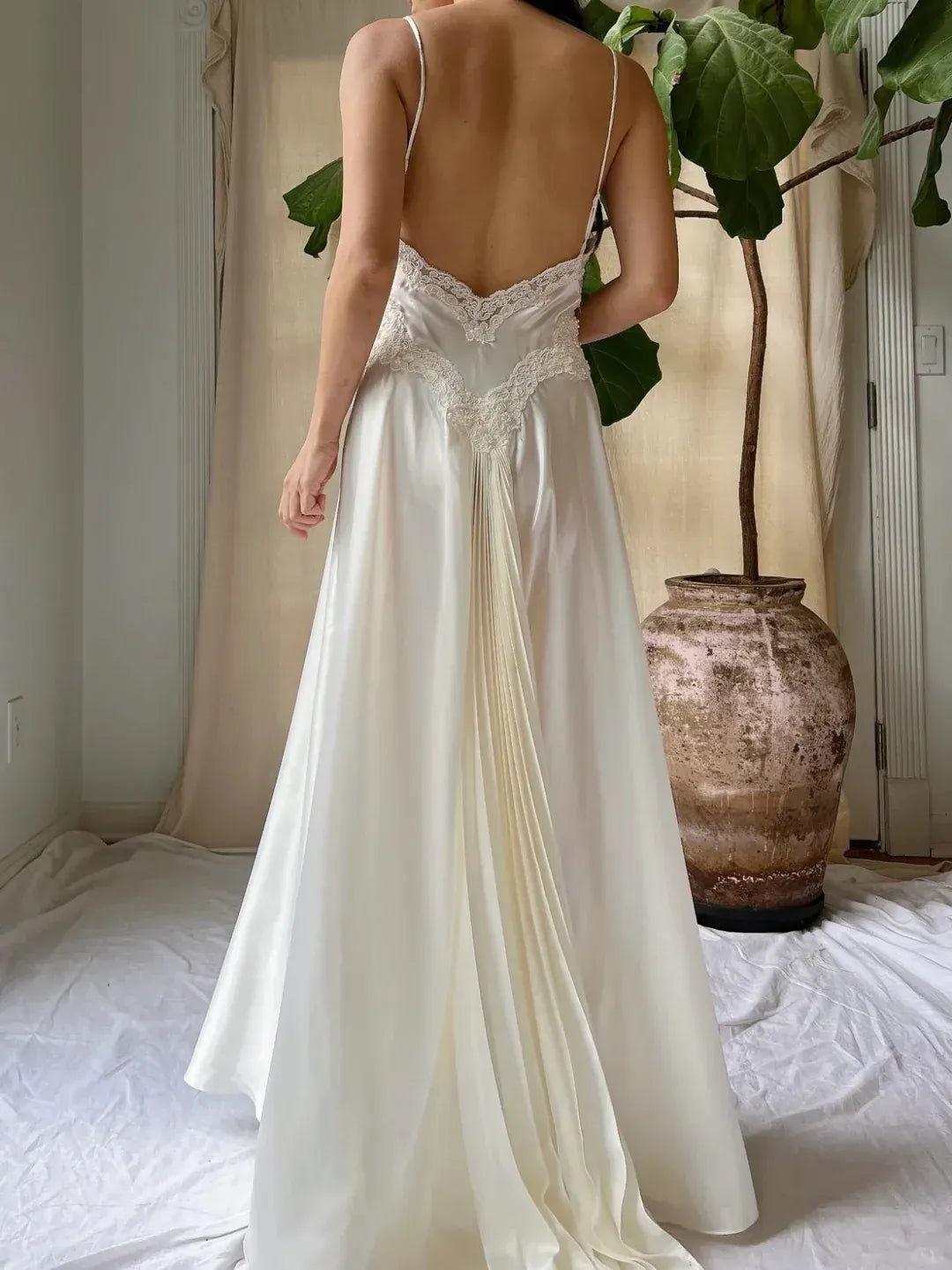Ivory Satin Lace Slip Wedding Dress – Backless V-Neck Bridal Gown with Pleated Train