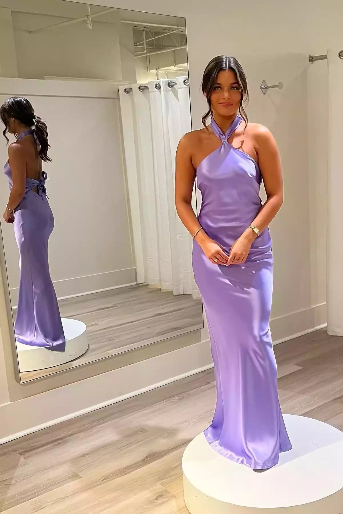 Lavender Satin Halter Open-Back Gown – Soft & Elegant Evening Party Dress