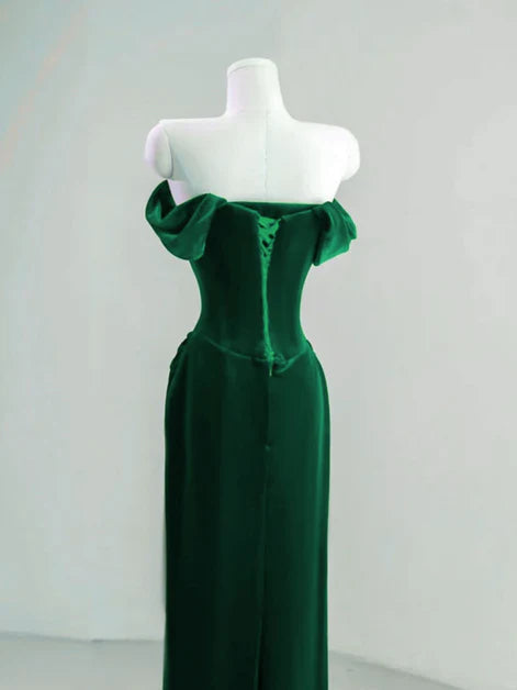 Luxe Sheath Off-Shoulder Velvet Ruched-Bodice Lace-Up Back Floor-Length Evening Dresses