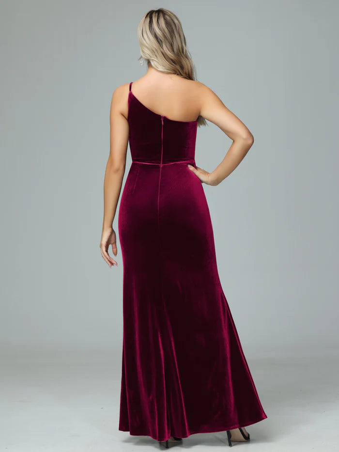Luxurious Mermaid One-Shoulder Sleeveless Slit-Back Velvet Floor-Length Bridesmaid Dresses