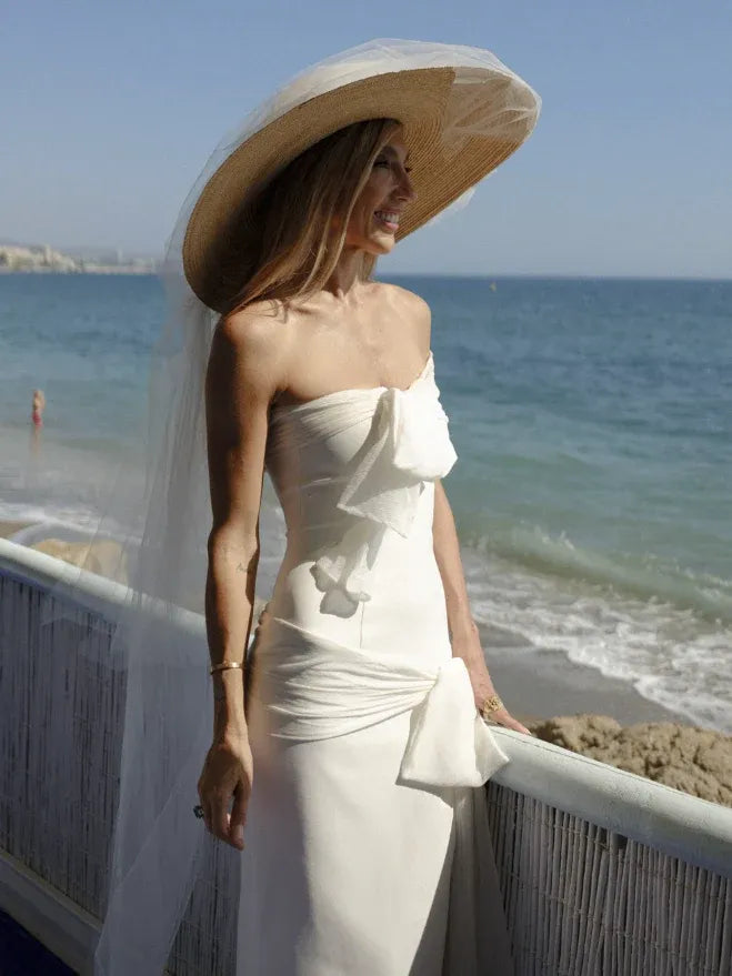 Mermaid Silhouette Backless Bridal Gown with Ruched Waist Detail