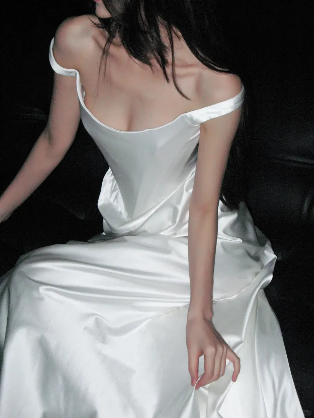 Minimalist Scoop Neck Ivory Satin Fit-And-Flare Gown
