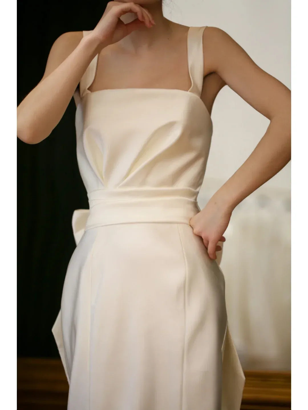 Minimalist Sheath Square-Neck Wide-Strap Ruched Bow-Back Floor-Length Prom Dresses