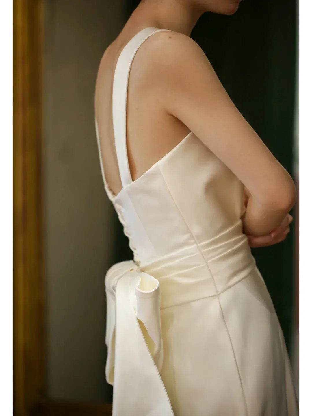 Minimalist Sheath Square-Neck Wide-Strap Ruched Bow-Back Floor-Length Prom Dresses
