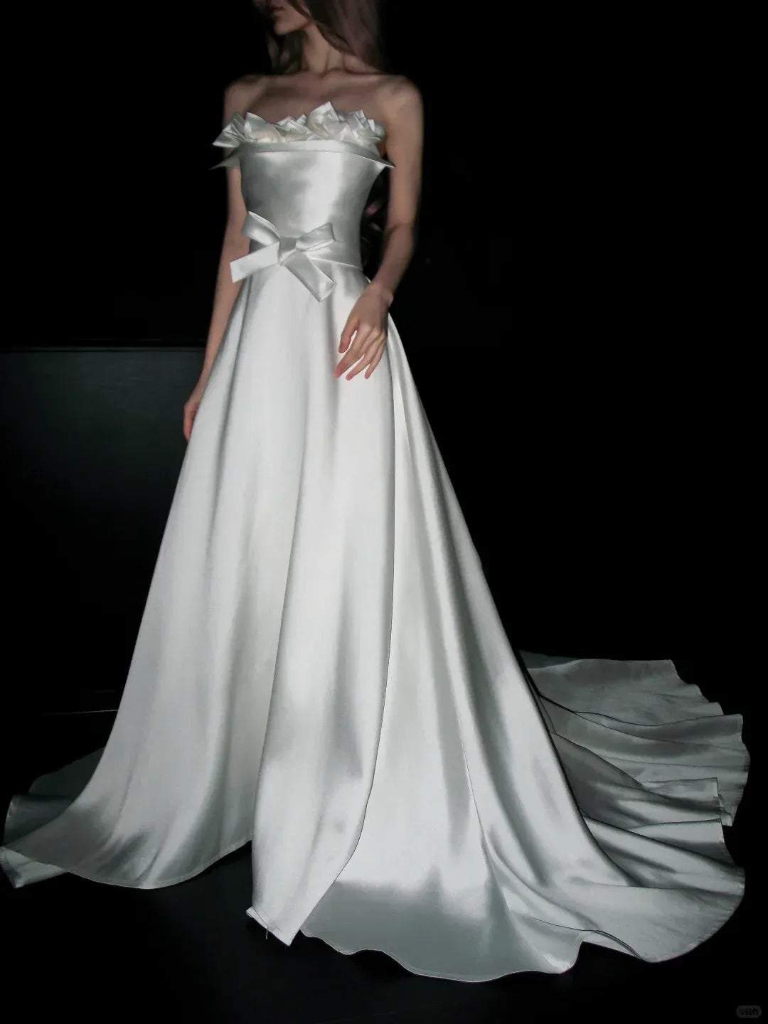 Minimalist Strapless Bow Waist Ivory Satin Wedding Gown