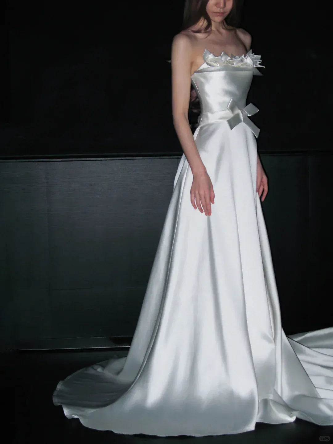 Minimalist Strapless Bow Waist Ivory Satin Wedding Gown