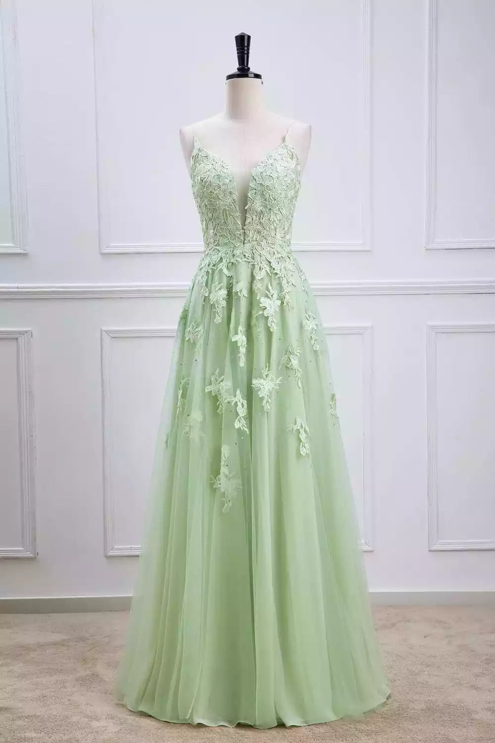Mint Green Tulle Lace-Embellished Crisscross-Back Gown – Enchanting & Romantic Evening Party Dress