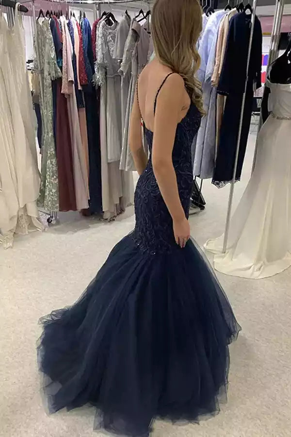 Navy Blue Lace & Tulle Spaghetti Strap Mermaid Gown – Regal & Glamorous Evening Party Dress