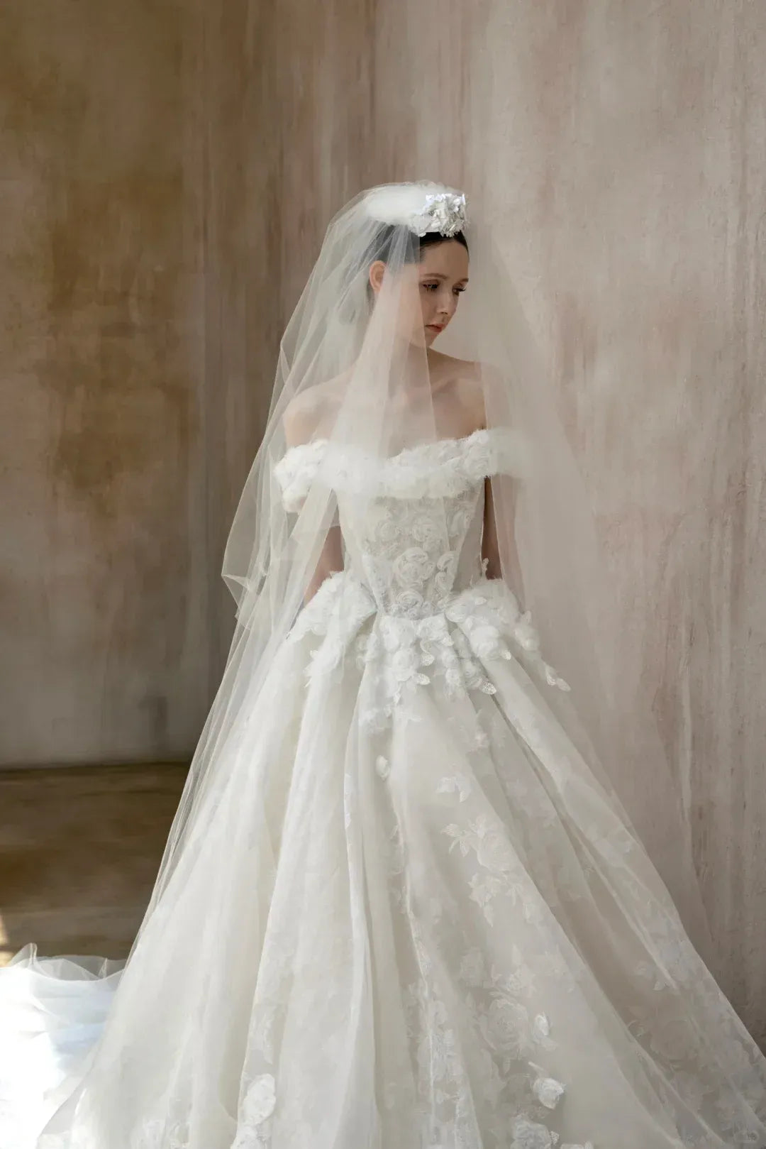 Off-the-Shoulder Sweetheart Neck Bridal Gown with Cathedral Train