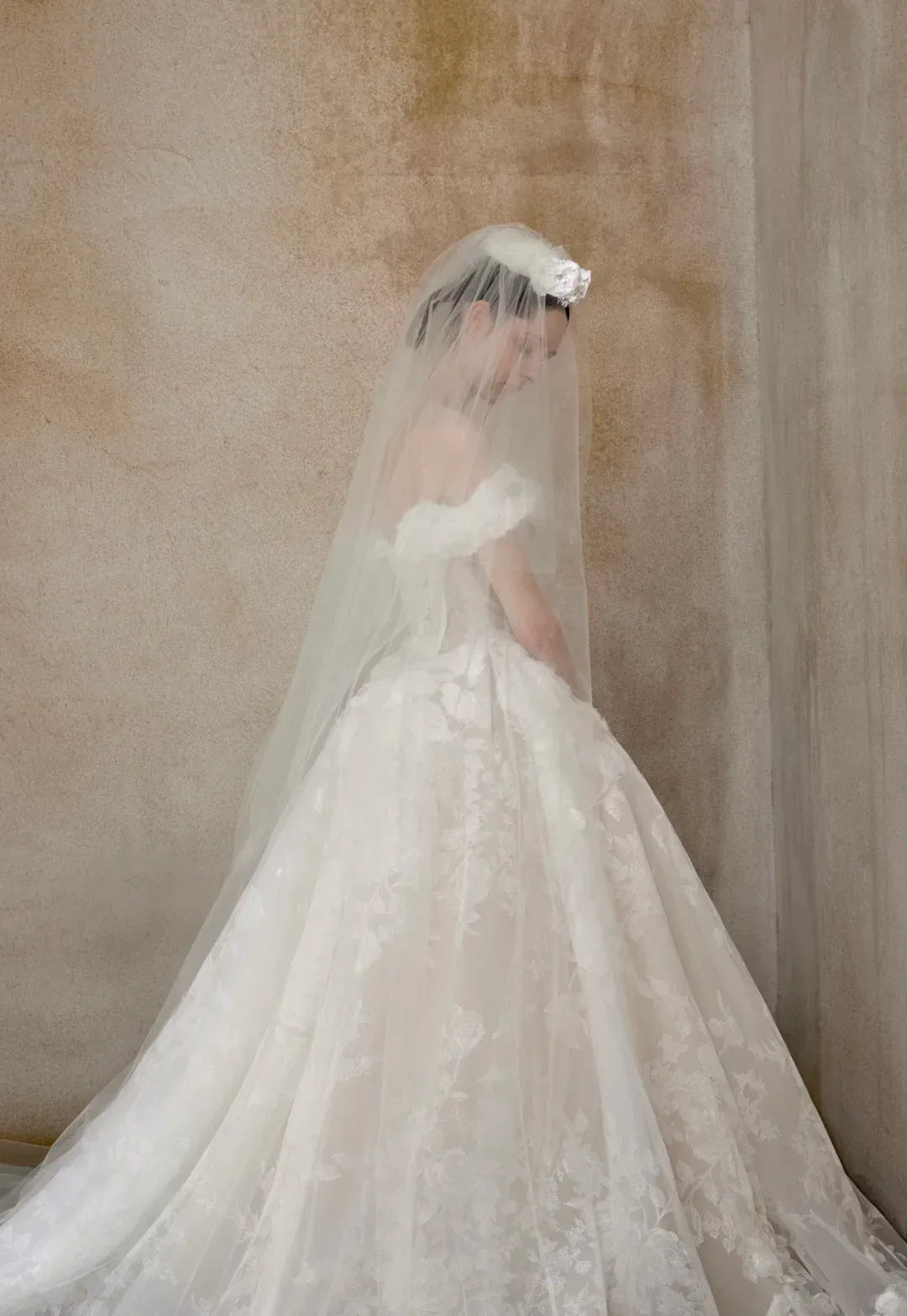 Off-the-Shoulder Sweetheart Neck Bridal Gown with Cathedral Train