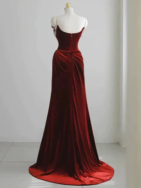 Opulent Mermaid Off-Shoulder Velvet Flower-Accent Ruched Train Length Evening Dresses
