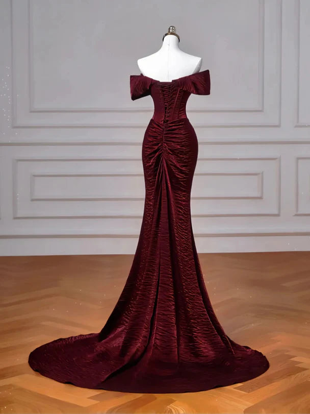 Opulent Mermaid Off-Shoulder Velvet Ruched-Bow Lace-Up Back Train Length Evening Dresses