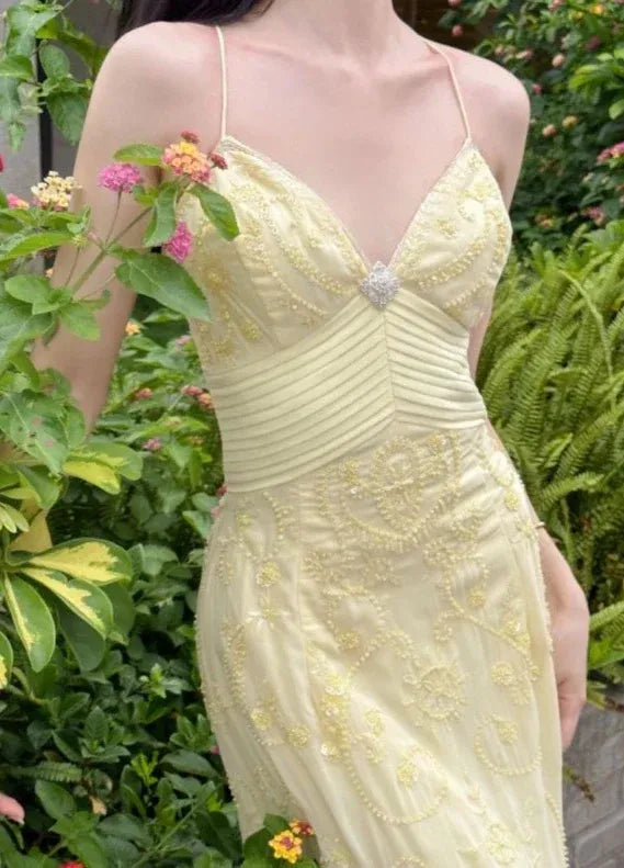 Pale Yellow Spaghetti-Strap Beaded Mermaid Evening Gown with Back Bow