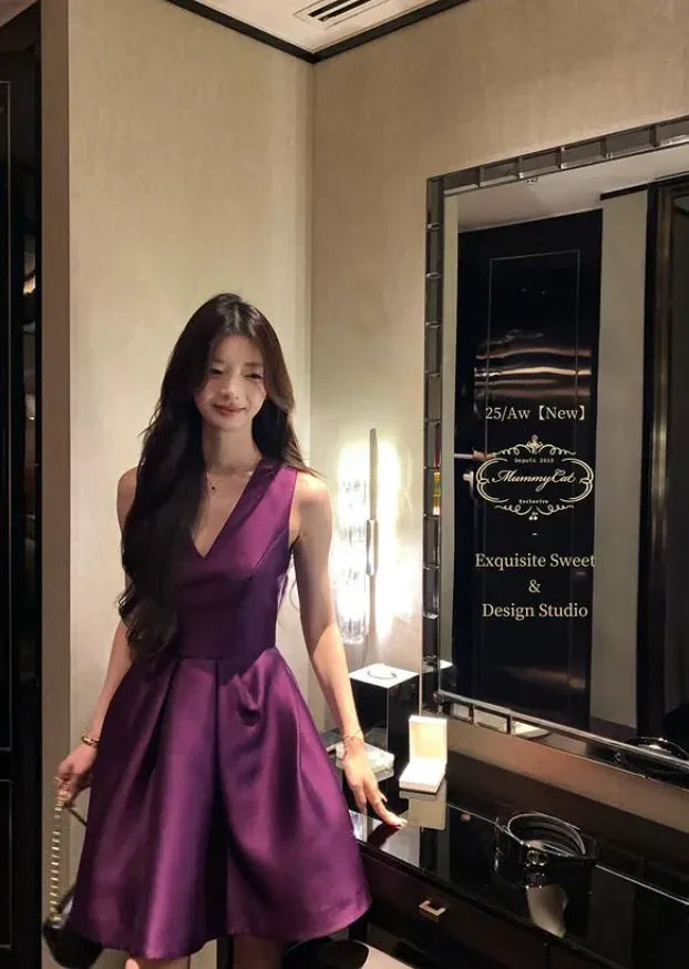 Playful A-Line Sleeveless V-Neck Flared Mini Prom Dresses