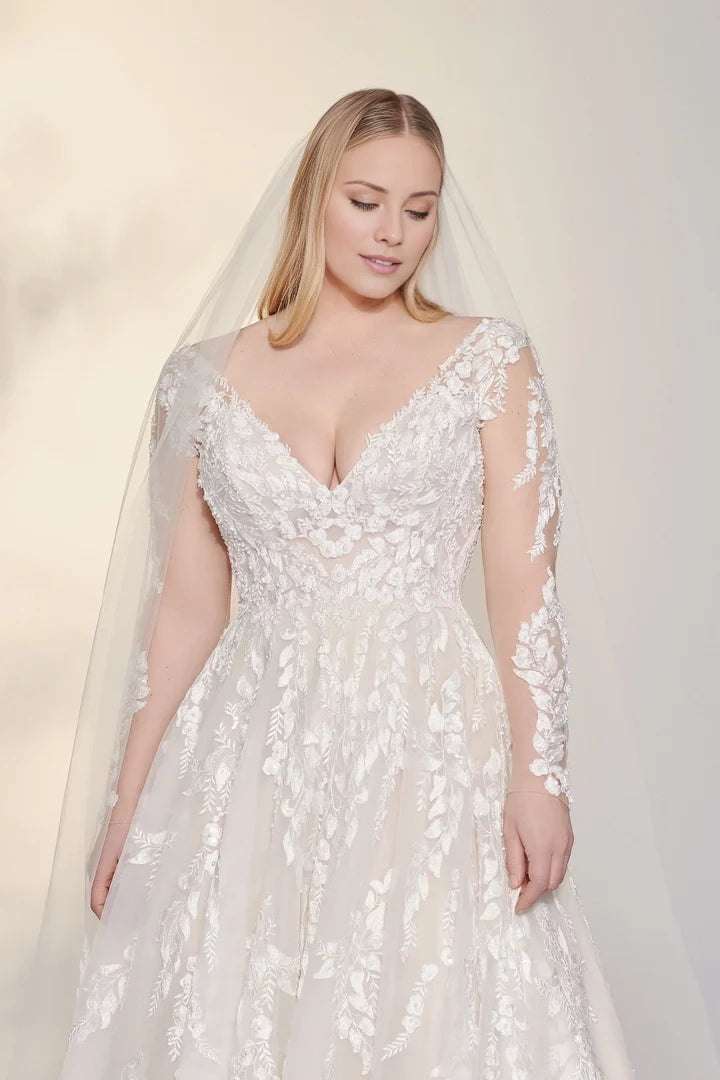 Plus Size Slim Ball Gown with Long Sleeves Wedding Dresses