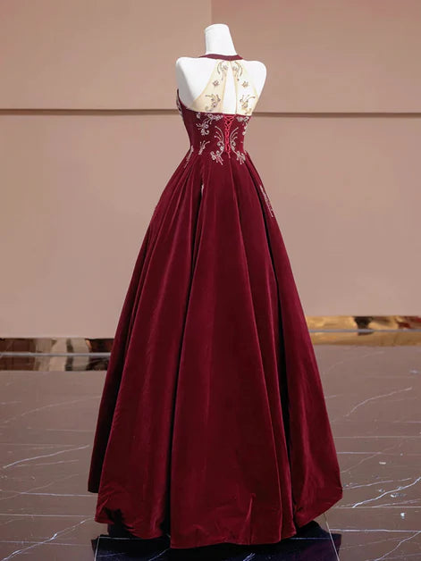 Regal Ballgown Halter-Neck Velvet Embroidery Lace-Up Back Floor-Length Evening Dresses