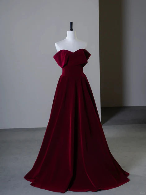 Regal Ballgown Strapless Velvet Ruffled-Bodice Lace-Up Back Train Length Evening Dresses