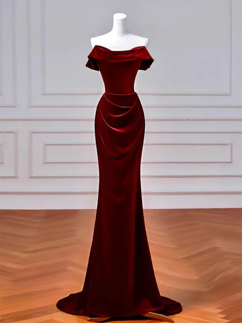 Regal Mermaid Off-Shoulder Velvet Ruched Lace-Up Back Train Length Evening Dresses
