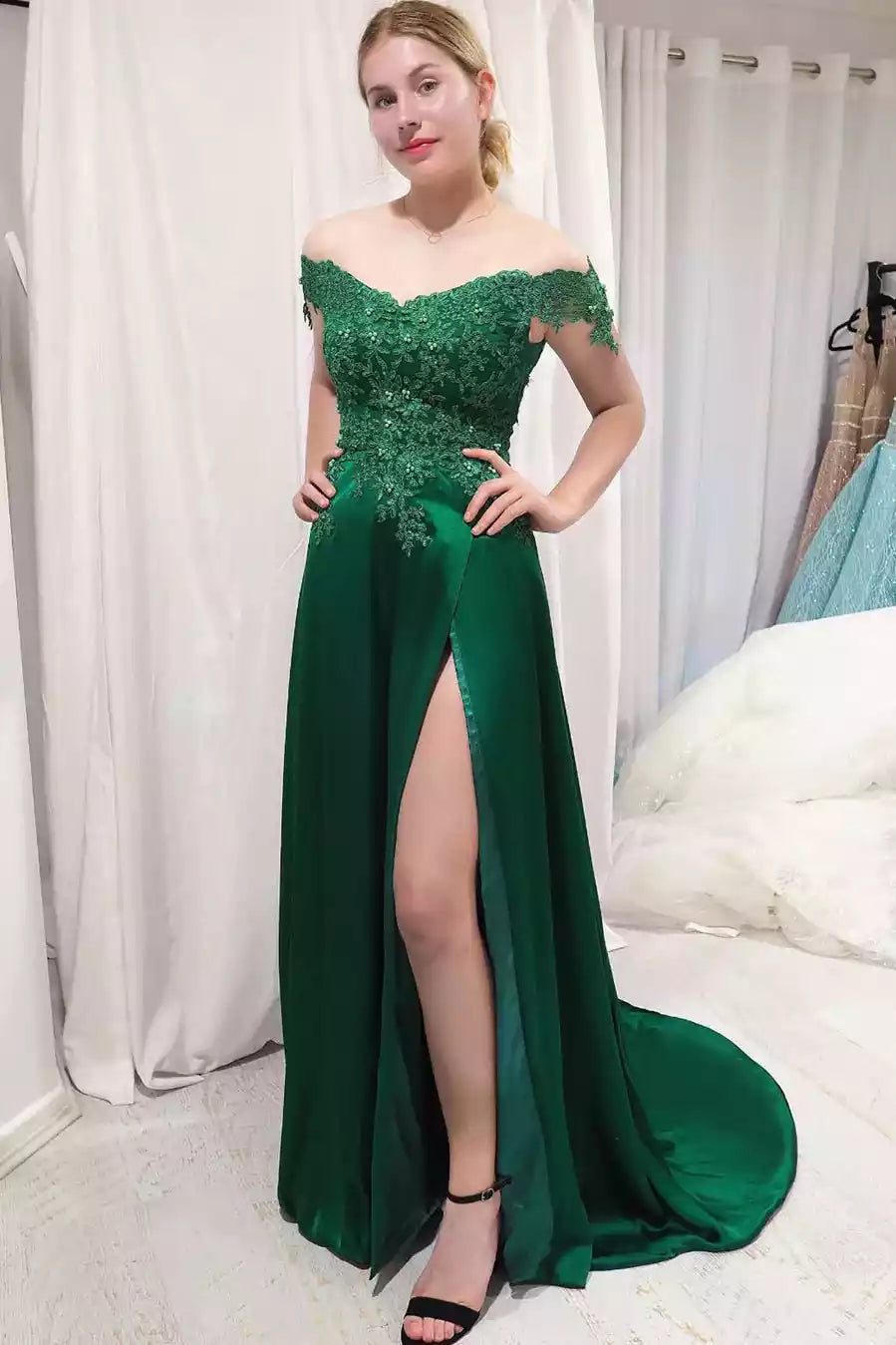 Regal Emerald Satin Gown with Off-the-Shoulder Lace Bodice & High Side Slit