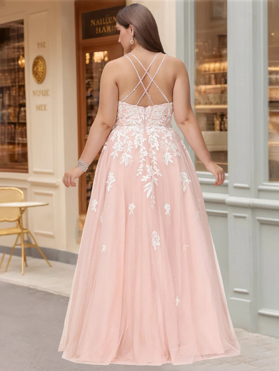 Plus Size Romantic Ball Gown Sweetheart Neck Sleeveless Criss - Cross Back Long Length Prom Dresses