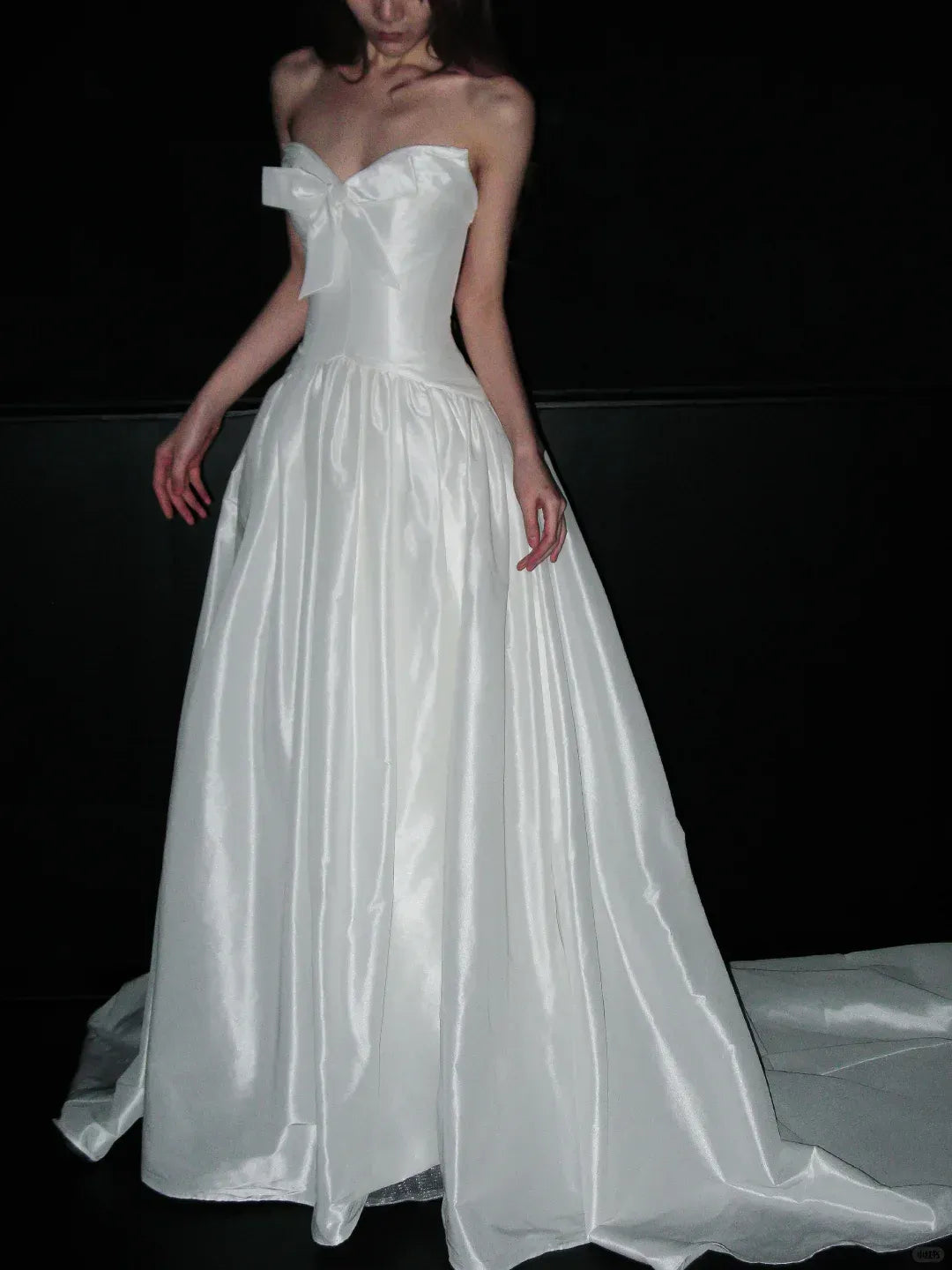 Romantic A-Line Strapless Bow-Detail Ivory Taffeta Ball Gown