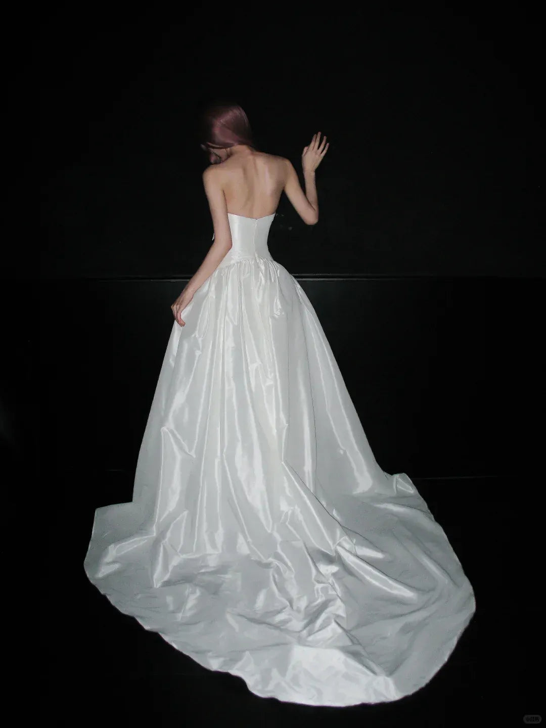 Romantic A-Line Strapless Bow-Detail Ivory Taffeta Ball Gown