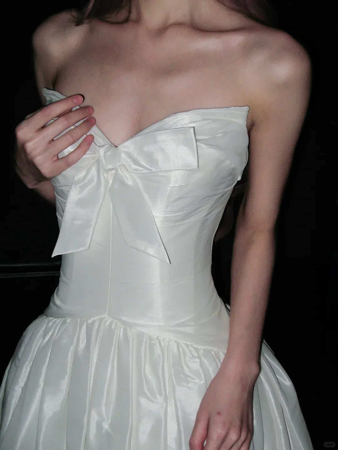Romantic A-Line Strapless Bow-Detail Ivory Taffeta Ball Gown