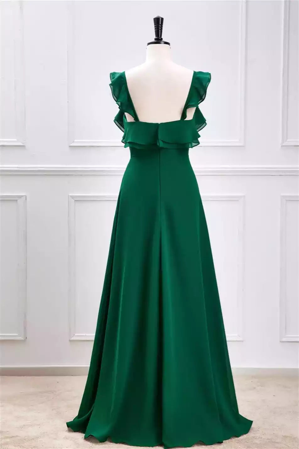 Romantic Emerald Chiffon Gown with Ruffled Cold-Shoulder Straps