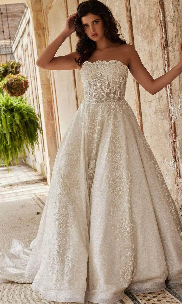 Scalloped Neck Strapless Bridal Gown Wedding Dresses